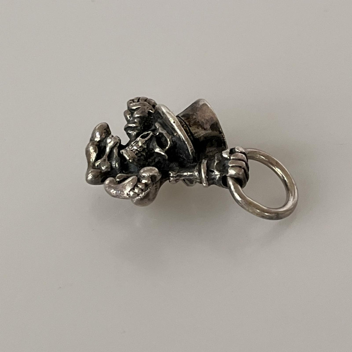 その他アクセサリー CHEEKY GOMEZ PENDANT シルバー