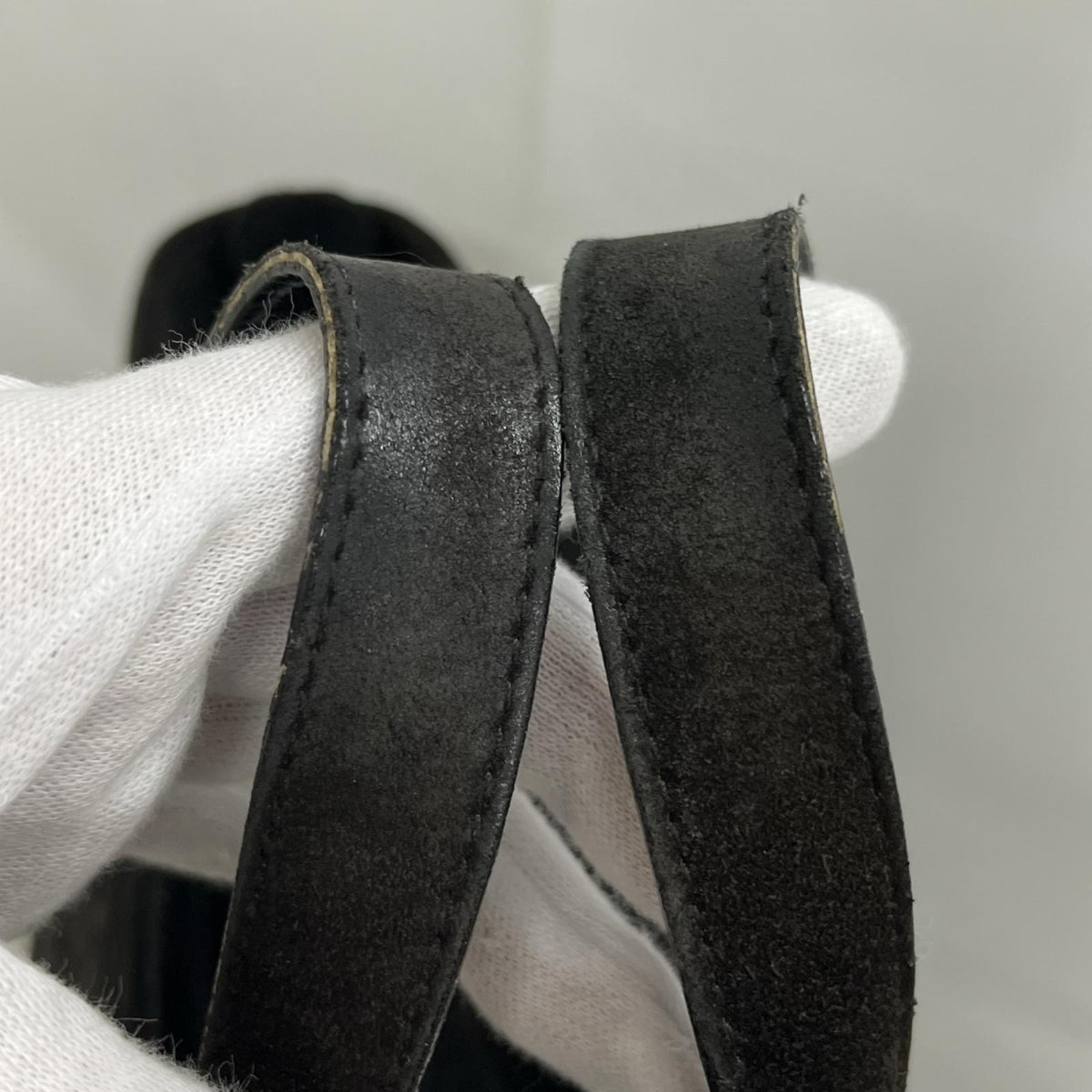 GUCCI スエードトート 黒