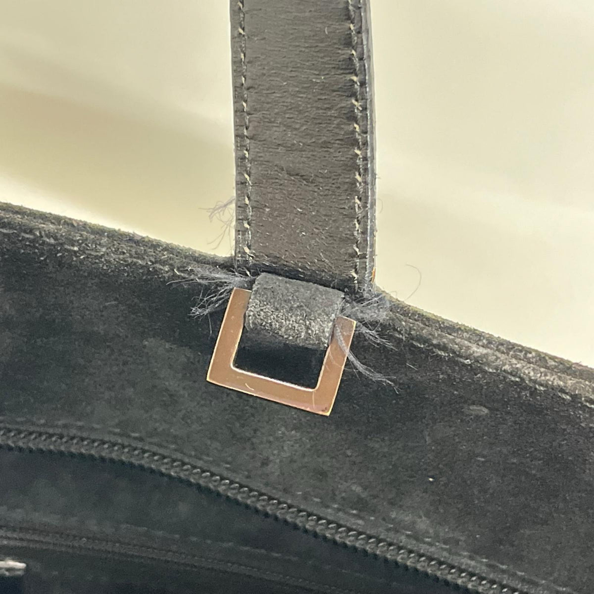 GUCCI スエードトート 黒