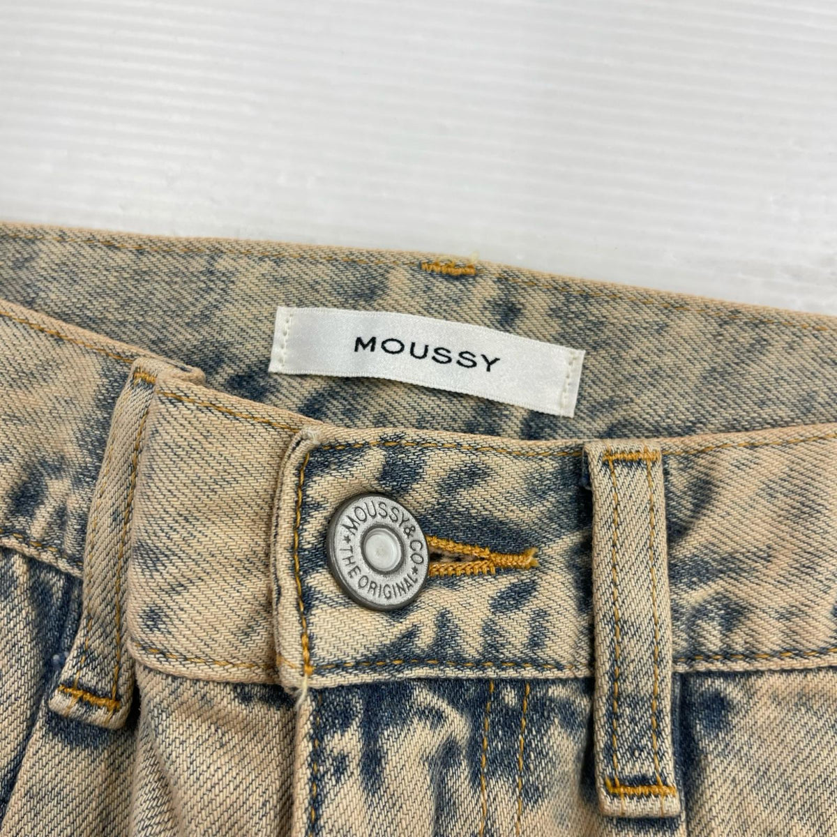 デニムパンツ MOUSSY 010HS611-0520 バギーデニム