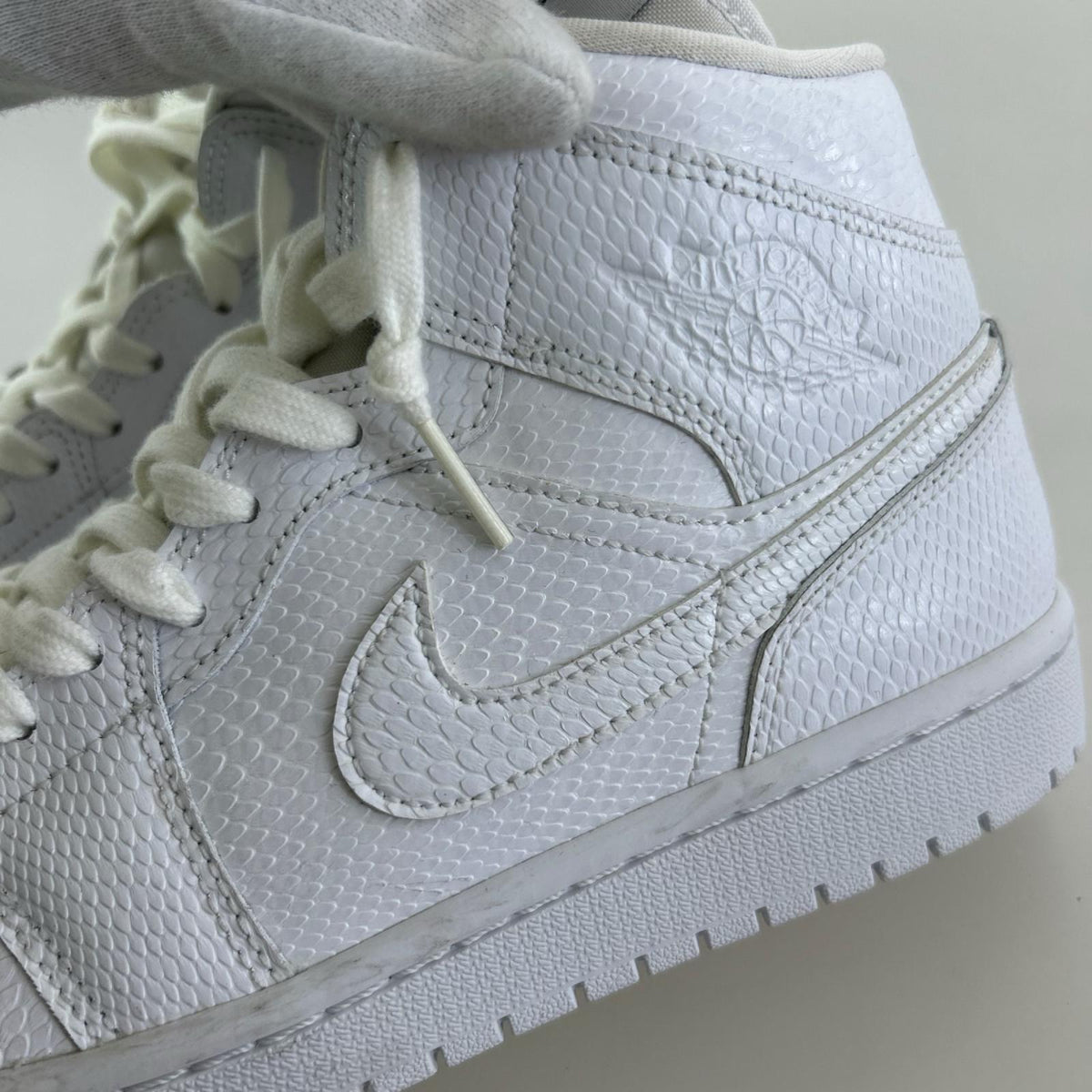 スニーカー Air Joradan 1 Snake Skin 26cm WHT 26cm (US8 UK7 1/2 EU42) ホワイト