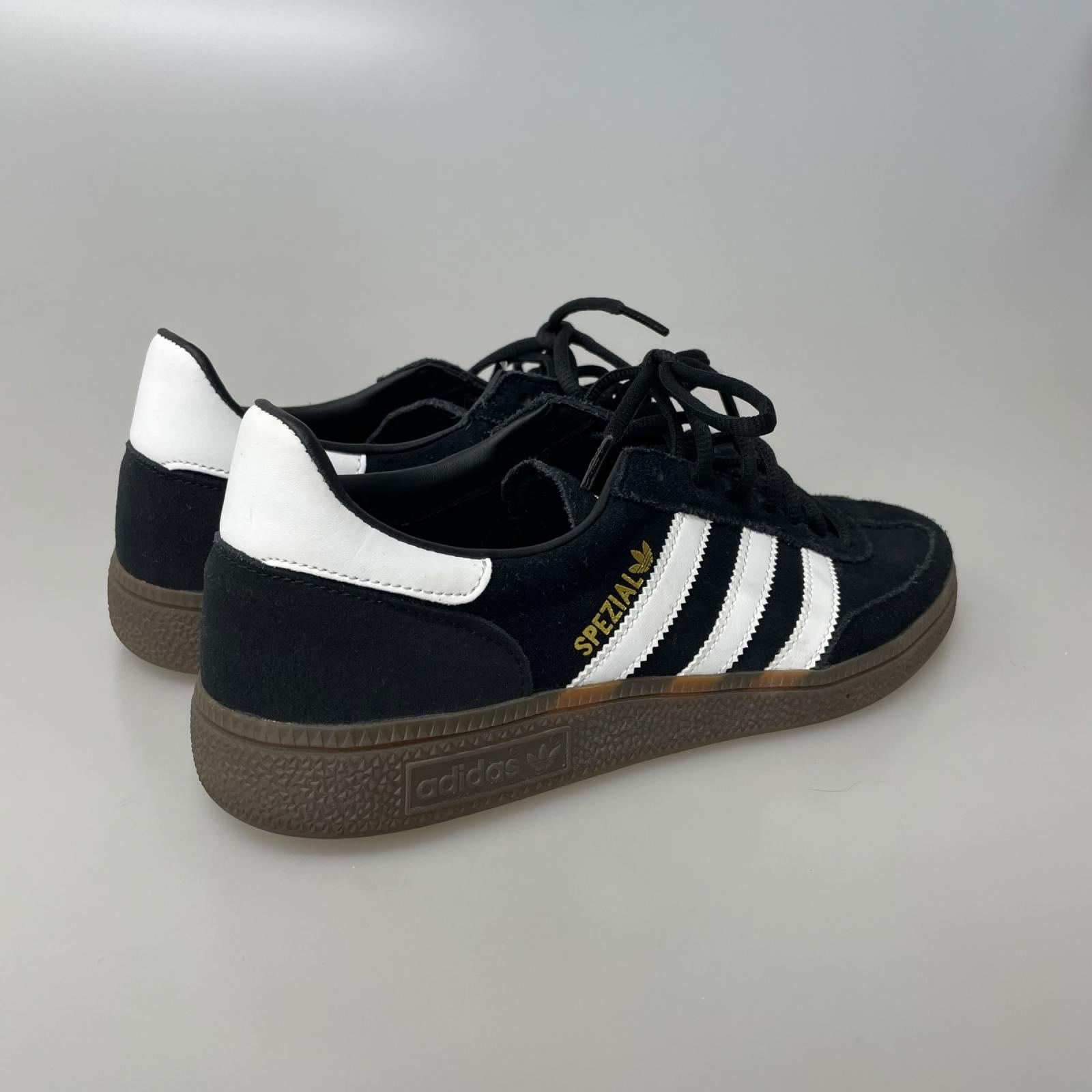 スニーカー ADIDAS　DB3021　HANDBALL SPEZIAL 27.5cm (US9 1/2 UK9 EU45) ブラック