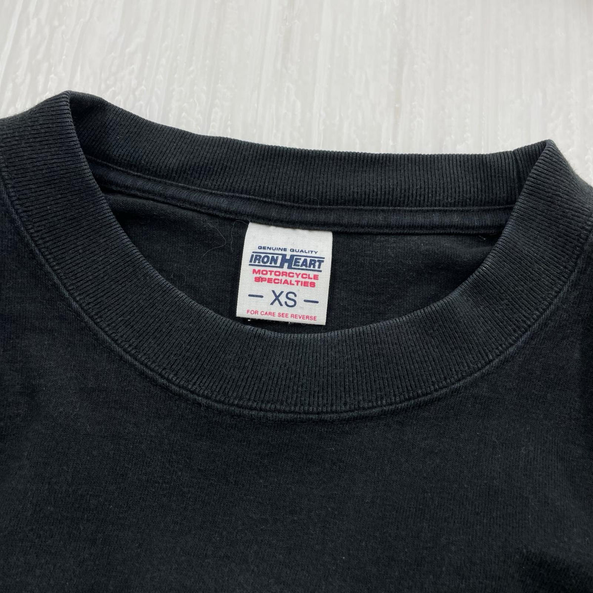 長袖Ｔシャツ 胸ﾛｺﾞﾌﾟﾘﾝﾄ ﾛﾝｸﾞTｼｬﾂ 黒 ブラック