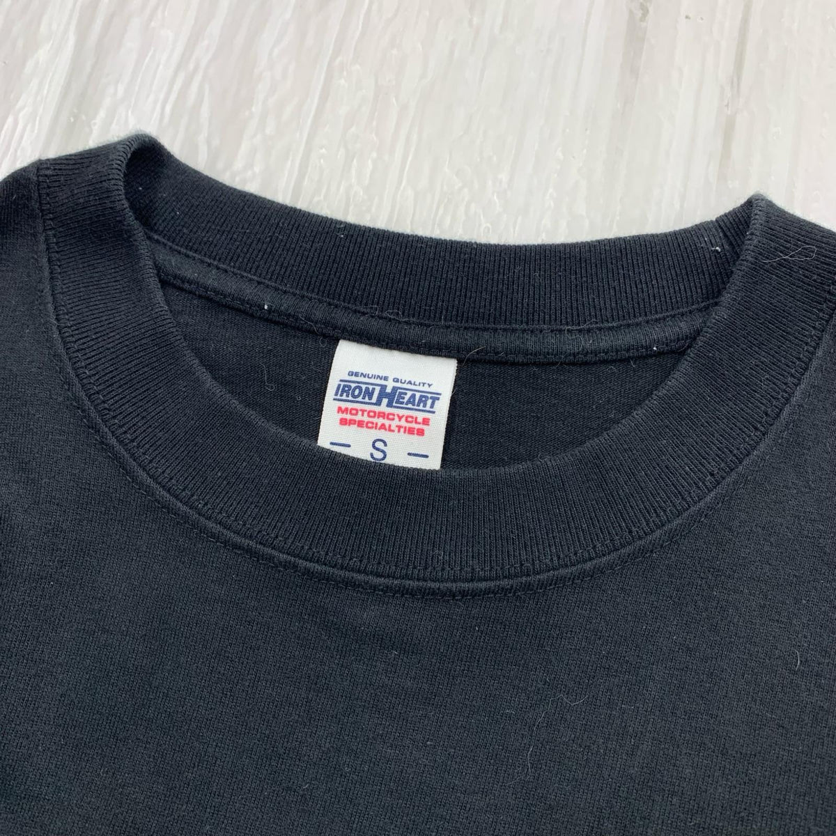 半袖Ｔシャツ 胸 ﾊﾞｯｸ ﾌﾟﾘﾝﾄ TEE 黒 S ブラック