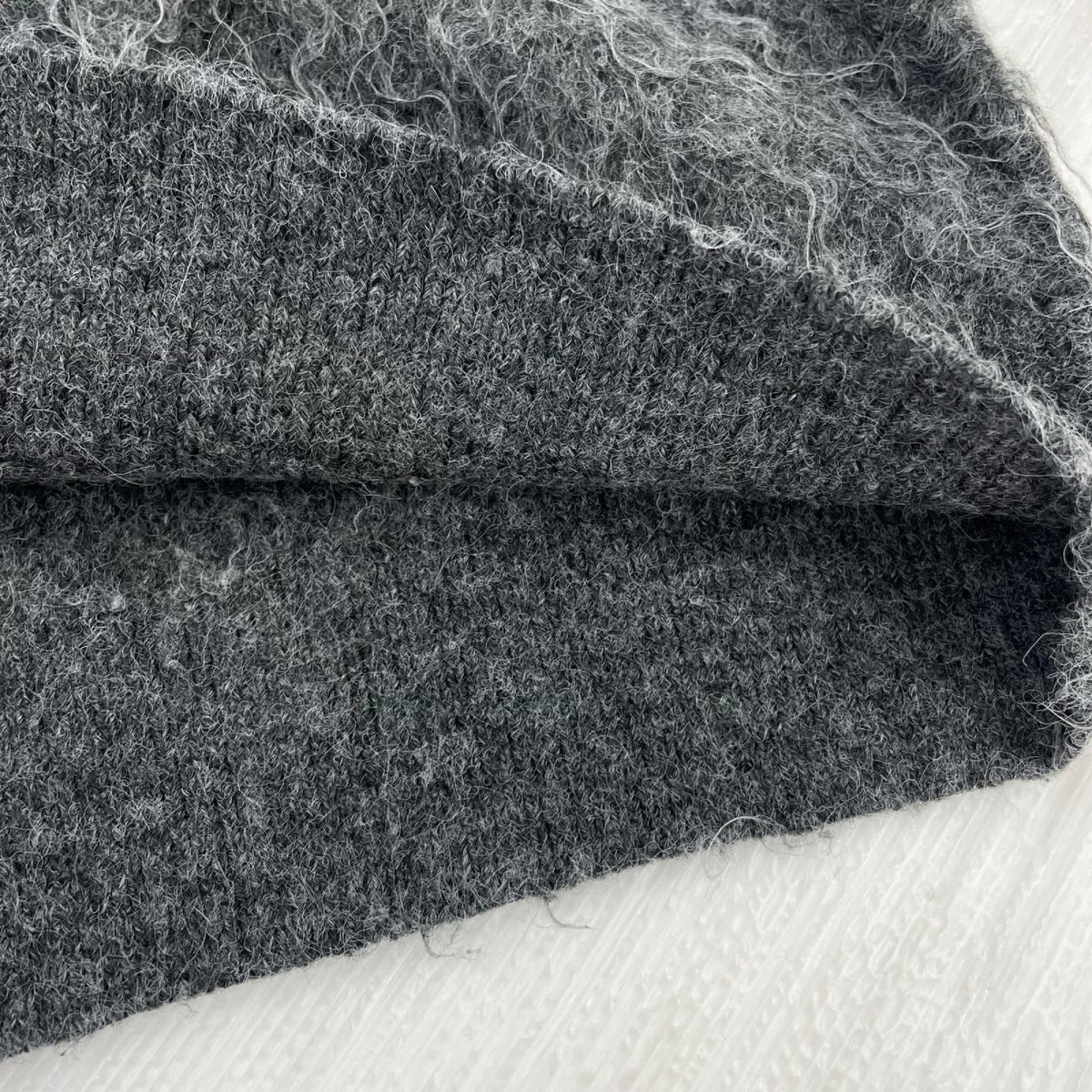 ニット Shaggy Knit Pullover ｸﾞﾚｰ　F グレー