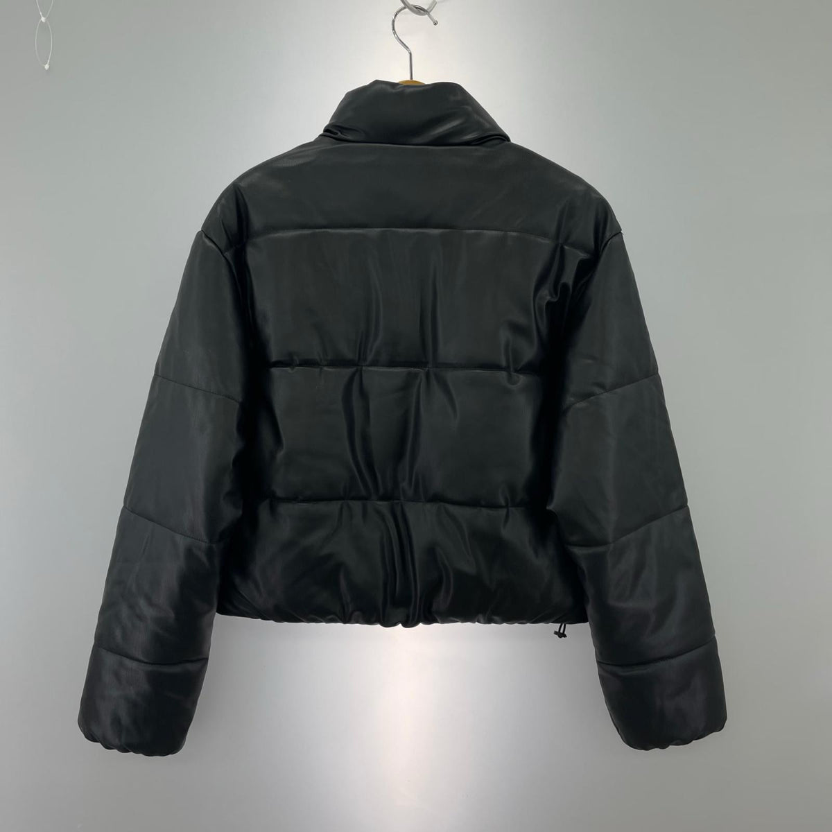 ジャケット ｴｺﾚｻﾞｰ 中綿ｼﾞｬｹｯﾄ　黒　M M ブラック