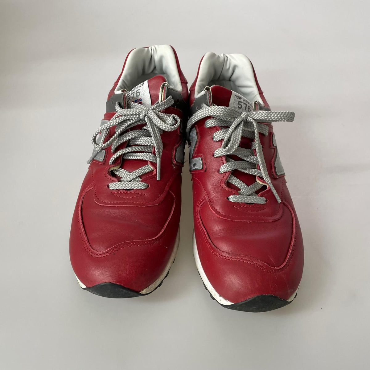 スニーカー M576RED イングランド製 レッド