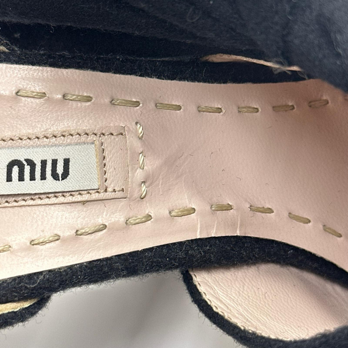 miu miu ﾊﾟﾝﾌﾟｽ 黒 36