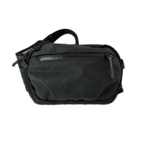 ショルダーバッグ Arro Waist Pack BLK ブラック