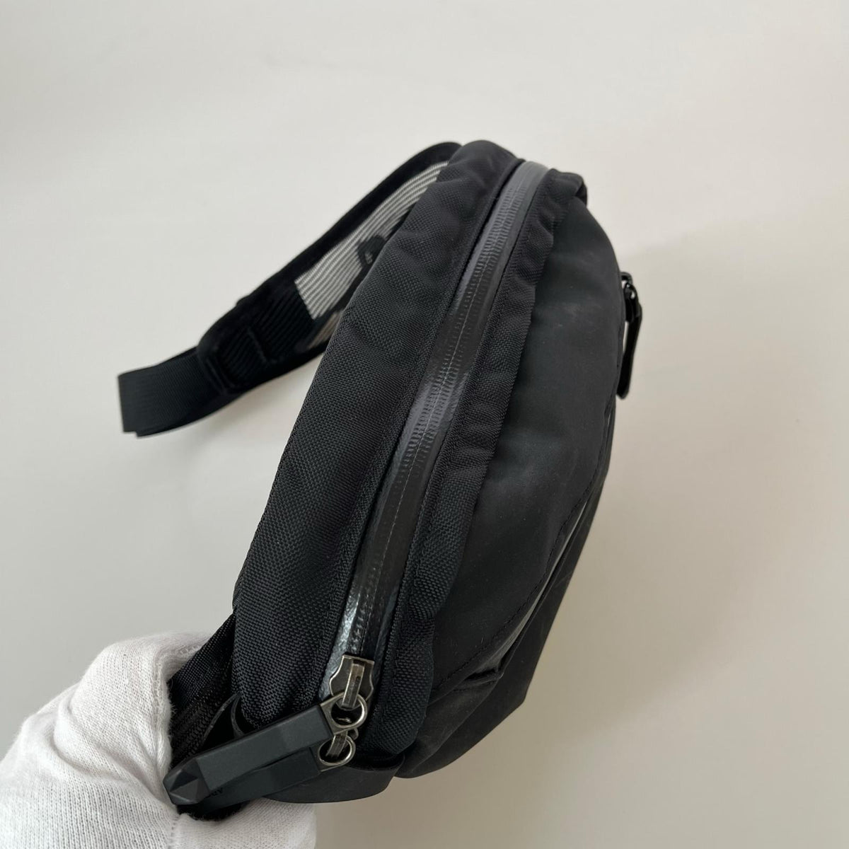 ショルダーバッグ Arro Waist Pack BLK ブラック