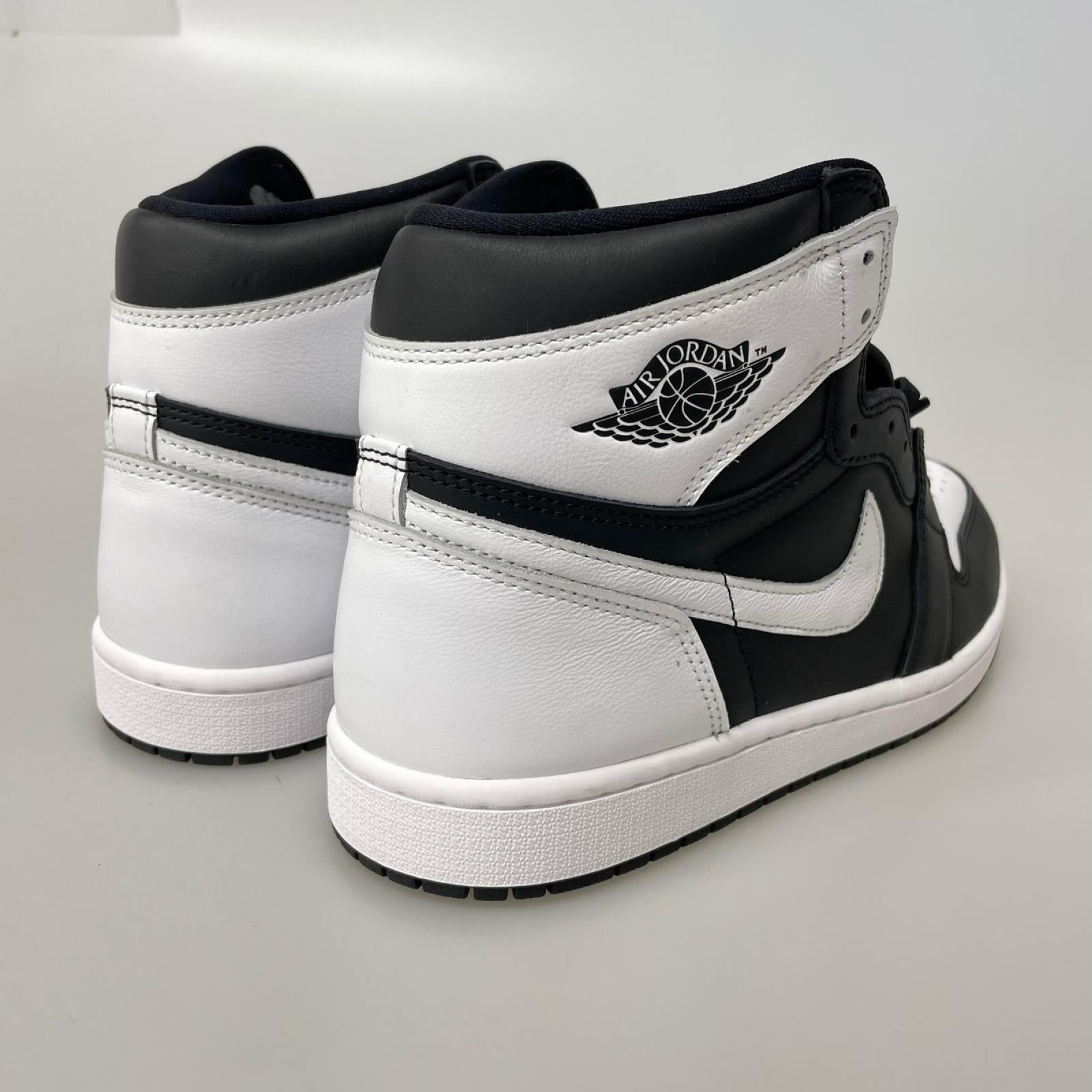 スニーカー Air Jordan 1 Retro High OG Black/White DZ5485-010 29cm (US11 UK10 1/2 EU48)