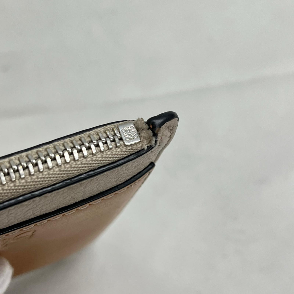 LOEWE ｱﾅｸﾞﾗﾑ ﾌﾗｸﾞﾒﾝﾄｹｰｽ