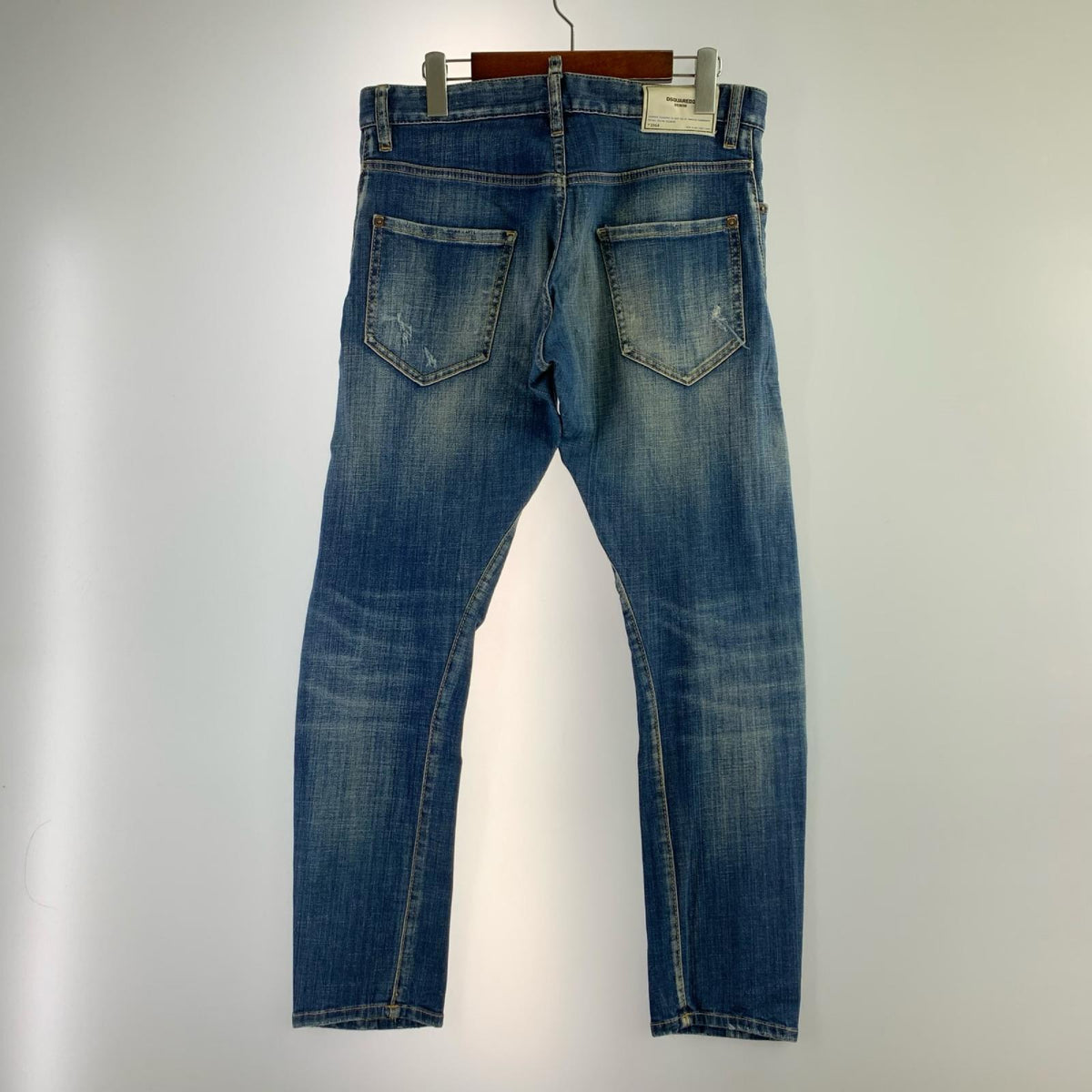 デニムパンツ DSQUARED2 ﾀﾞﾒｰｼﾞ加工 ﾃﾞﾆﾑﾊﾟﾝﾂ ﾌﾞﾙｰ