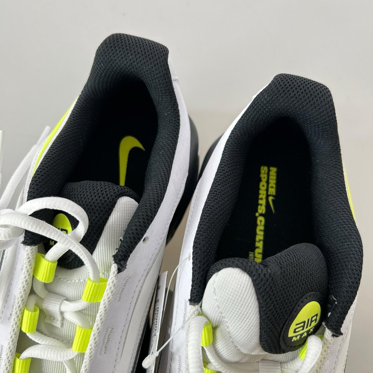 スニーカー NIKE AIR MAX FIRE 26.5cm (US8 1/2 UK8 EU43) ホワイト