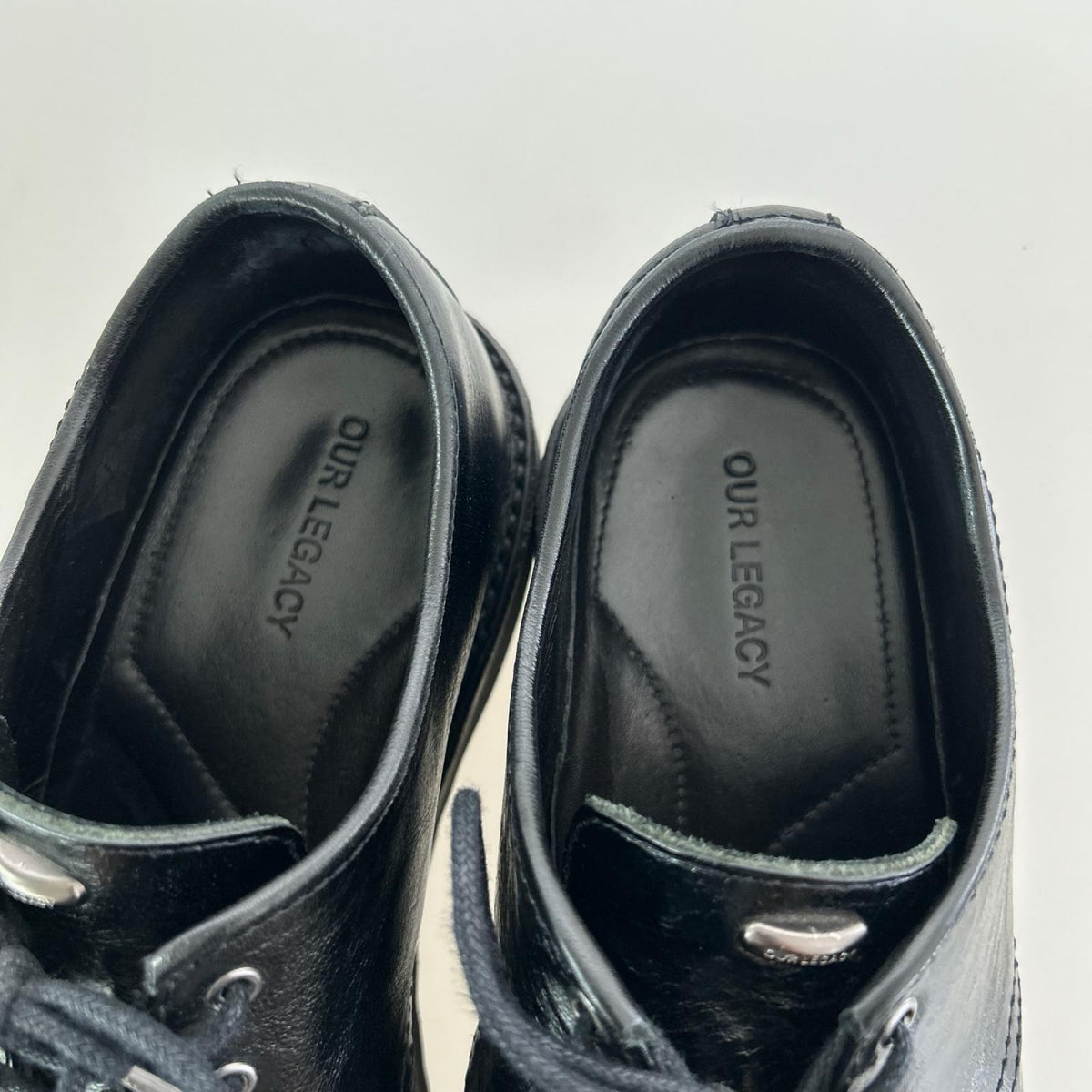 シューズ Our Legacy Trampler Shoe Cracked Patent Leather 42 ﾌﾞﾗｯｸ