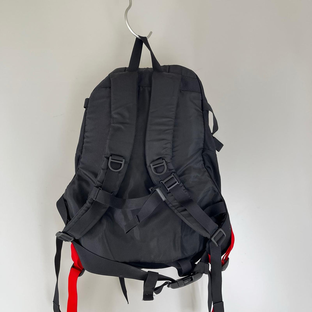 リュック・デイパック ACG KARST40 赤 レッド