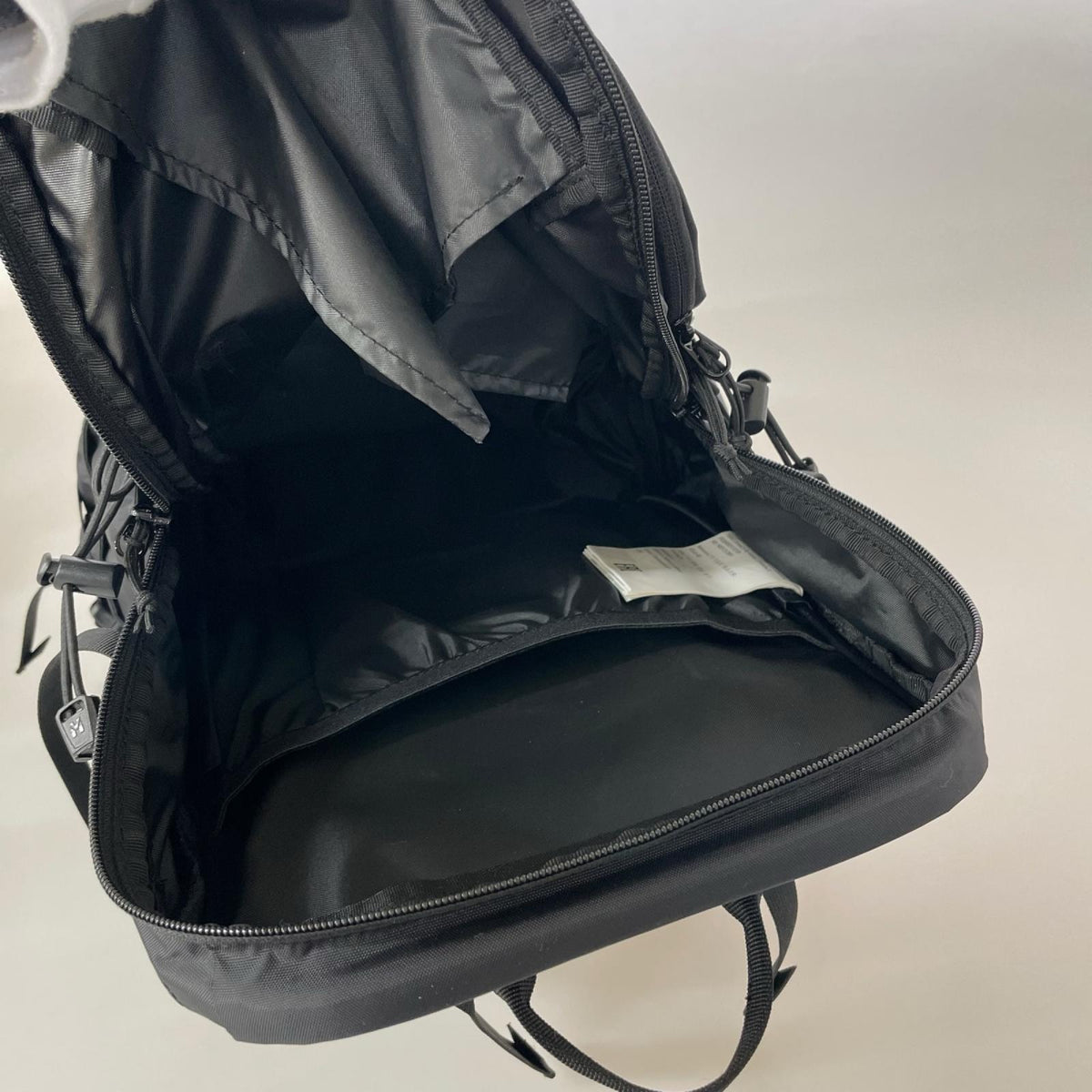 リュック・デイパック KULA 40 BLK MIS0629 ブラック