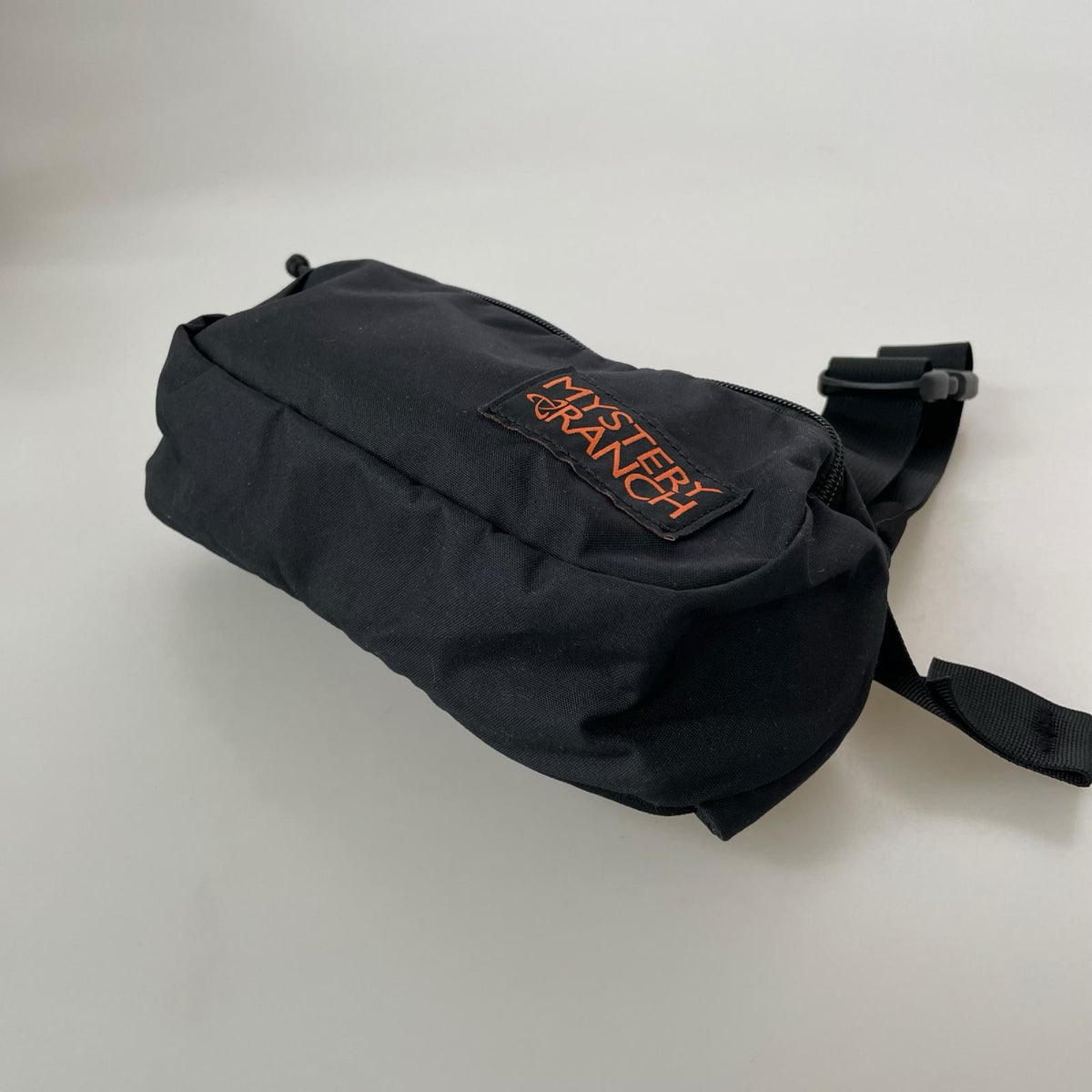 ボディバッグ FORAGER HIP PACK ブラック