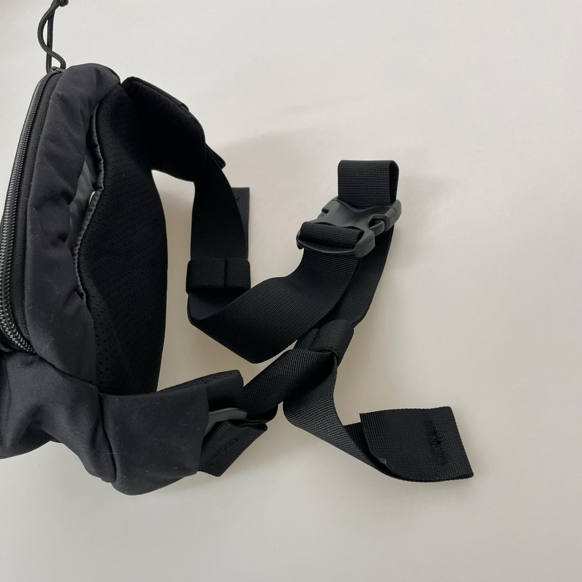 ボディバッグ FORAGER HIP PACK ブラック