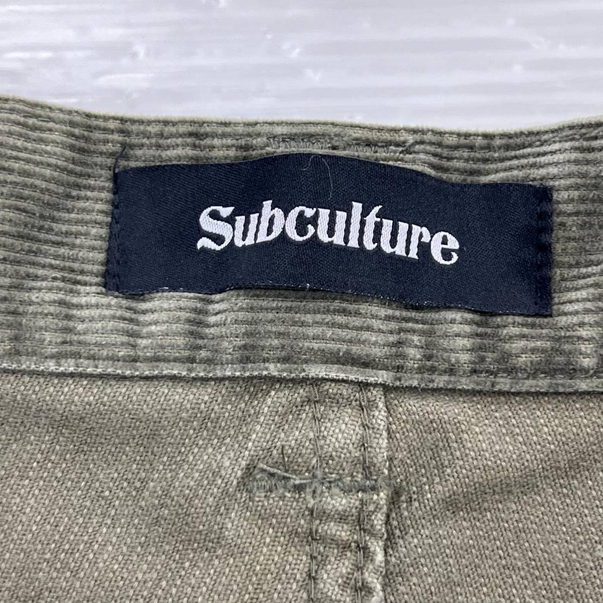 ショートパンツ SUBCULTURE ｺｰﾃﾞｭﾛｲ ｶｰｷ (W33) 2 グリーン
