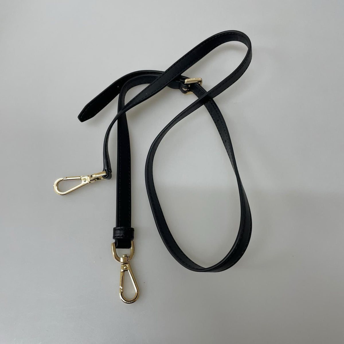ハンドバッグ ﾛｺﾞ 2WAYｼｮﾙﾀﾞｰﾊﾞｯｸﾞ