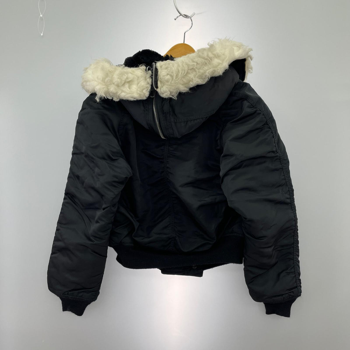 ダウンジャケット alpha industries N2-B M ﾌﾞﾗｯｸ M ブラック