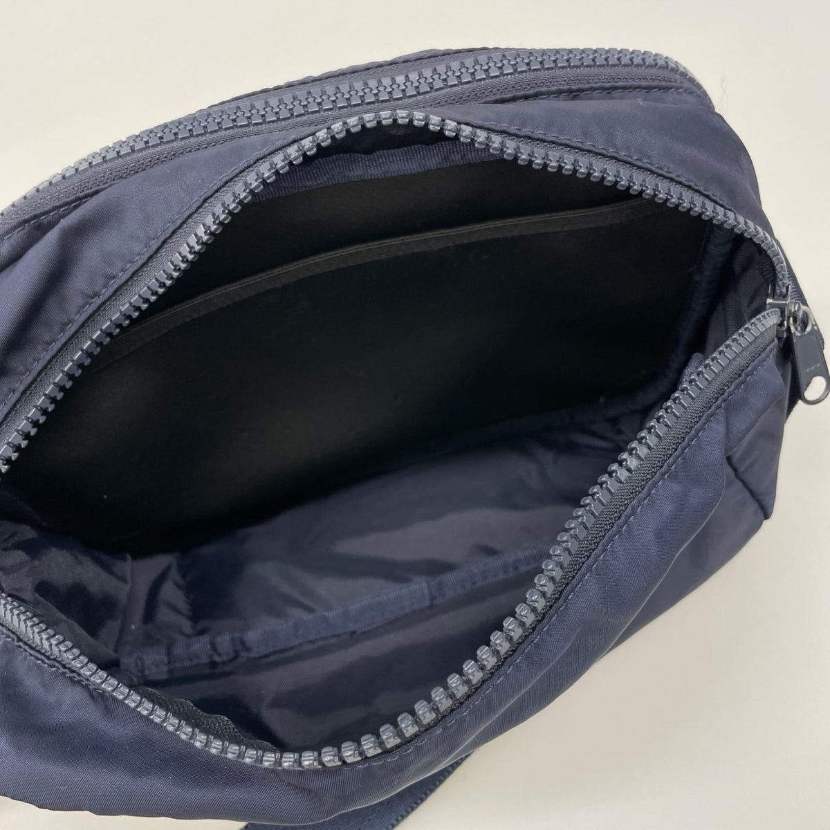ショルダーバッグ Limonta Nylon Shoulder Bag 紺 ネイビー