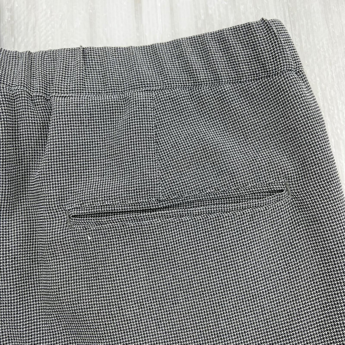 パンツ O- ﾚｲﾁｮｳﾙｲﾗﾎﾞ ｲｰｼﾞｰﾊﾟﾝﾂ ｸﾞﾚｰ L グレー