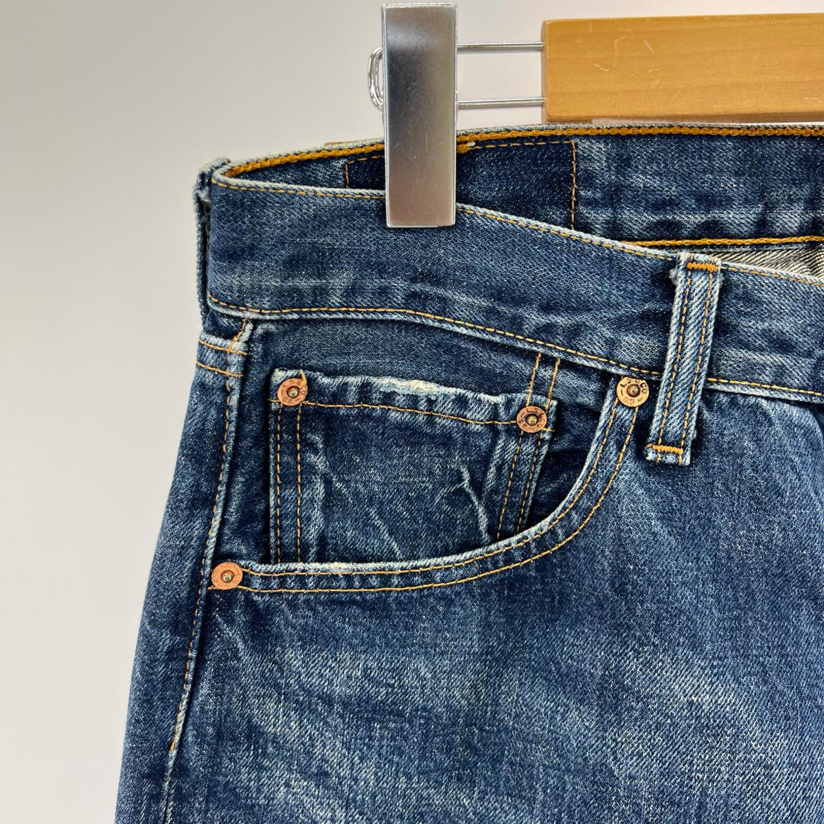 デニムパンツ 501 ｲﾝﾃﾞｨｺﾞ ﾌｨﾘﾋﾟﾝ製 紙ﾊﾟｯﾁ ブルー