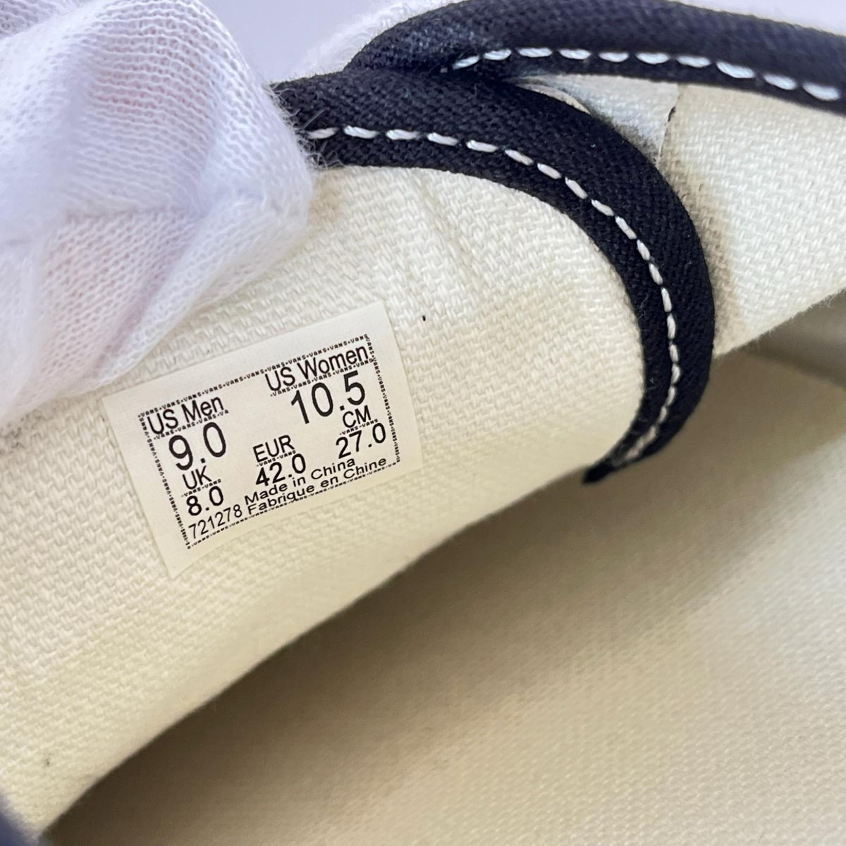 スニーカー premium Authentic 27 ブラック