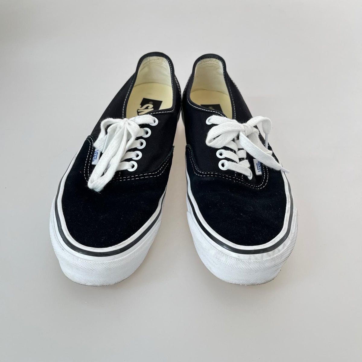スニーカー premium Authentic 27 ブラック