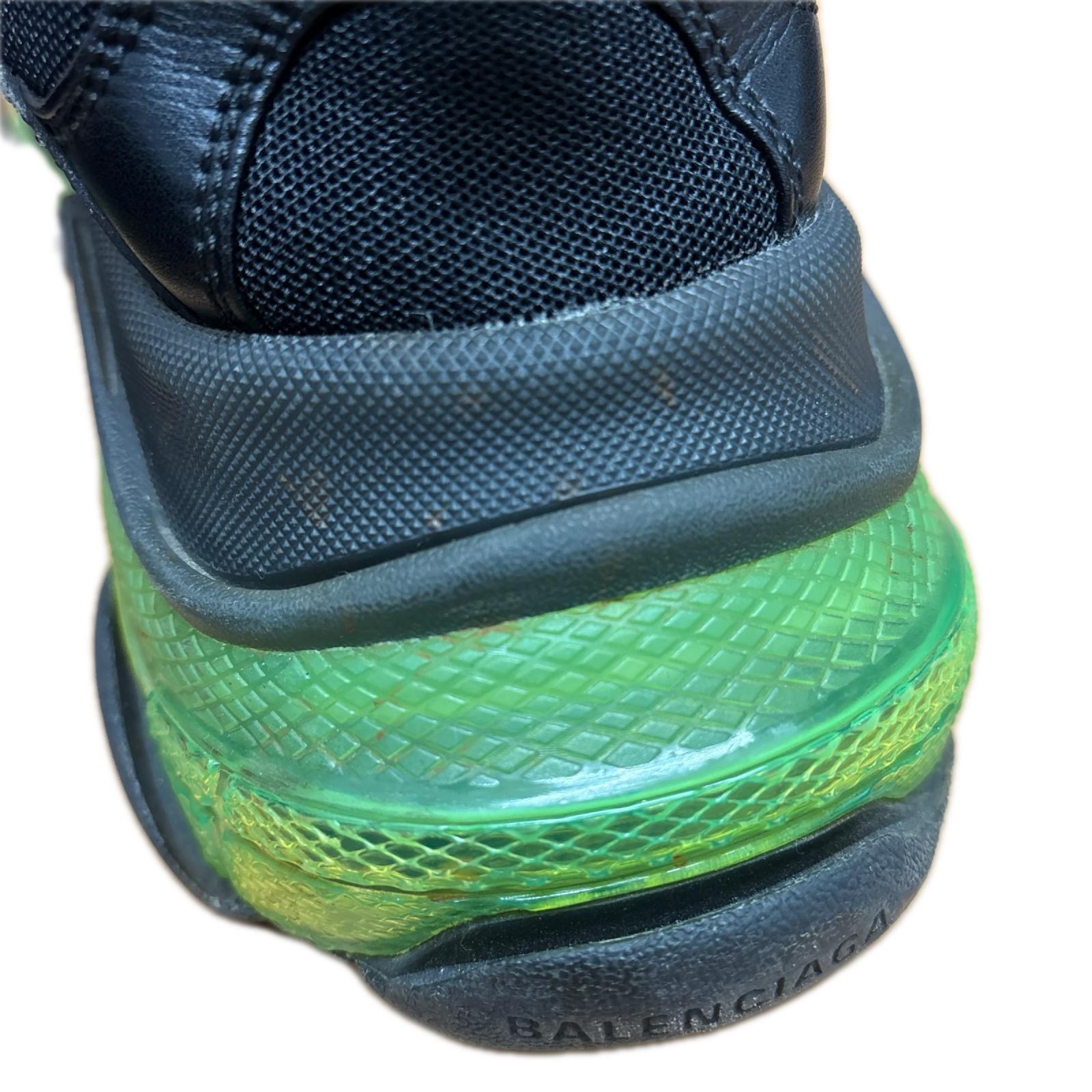 Triple S 黒緑 (29.0cm) 541624