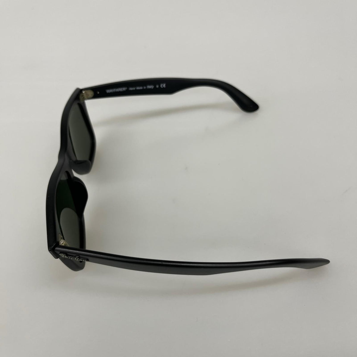 その他アクセサリー Wayfarer ブラック