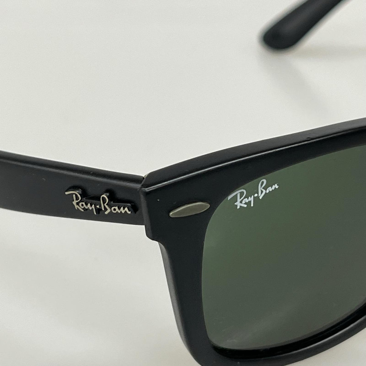 その他アクセサリー Wayfarer ブラック