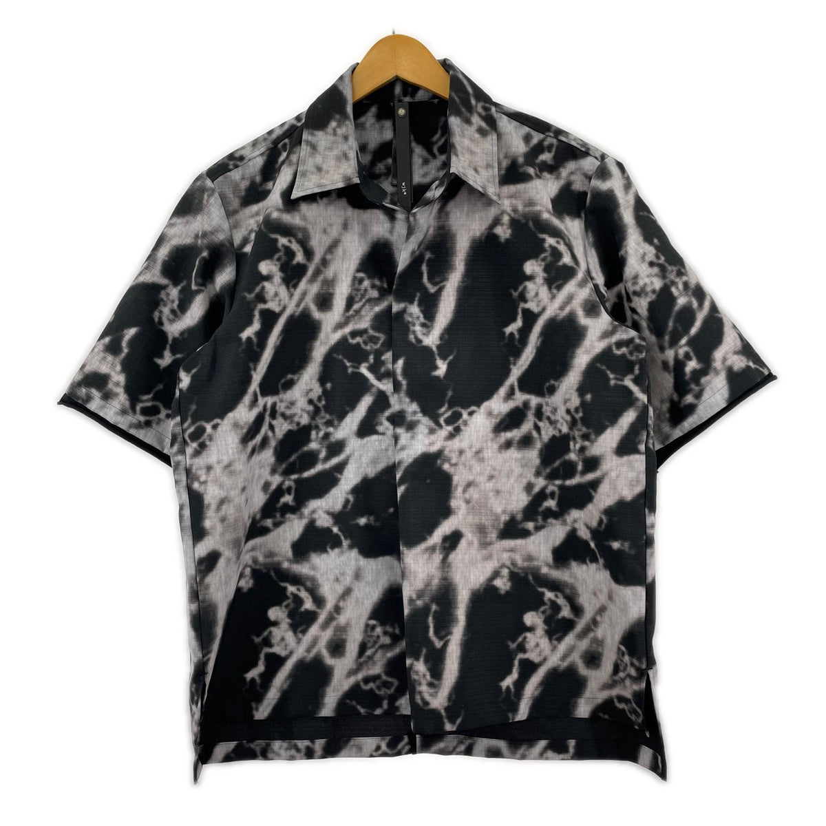 半袖シャツ ｽｷｯﾊﾟｰｼｬﾂ MONO PRINT 黒 S S