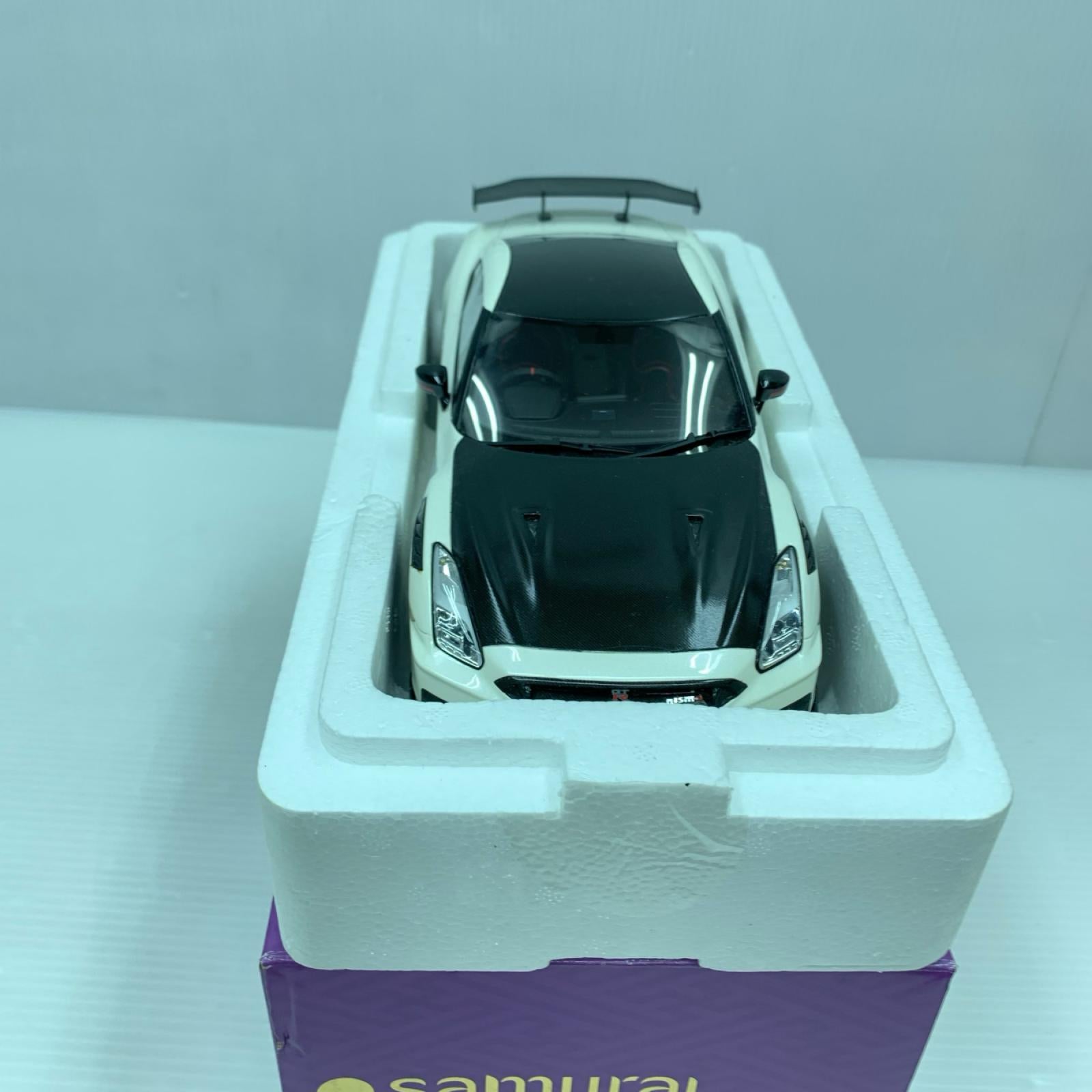1/18 日産 GT-R ニスモ 2024 スペシャルエディション 京商 スケールカー