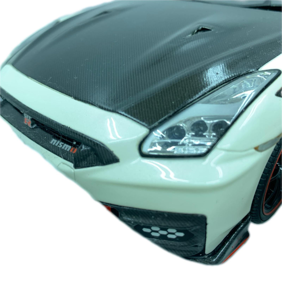 1/18 日産 GT-R ニスモ 2024 スペシャルエディション 京商 スケールカー