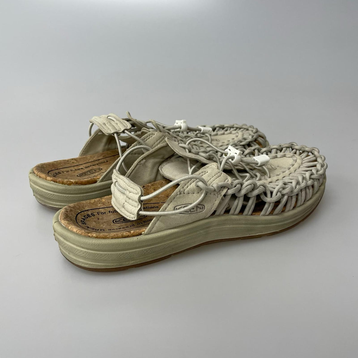 サンダル UNEEK II CONVERTIBLE X 27.5cm 27.5cm (US9 1/2 UK9 EU45) ベージュ