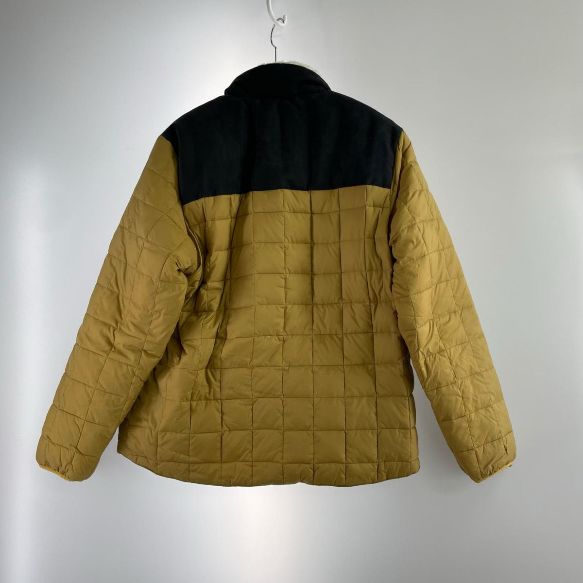 ダウンジャケット taion mountain wear ﾘﾊﾞｰｼﾌﾞﾙ
