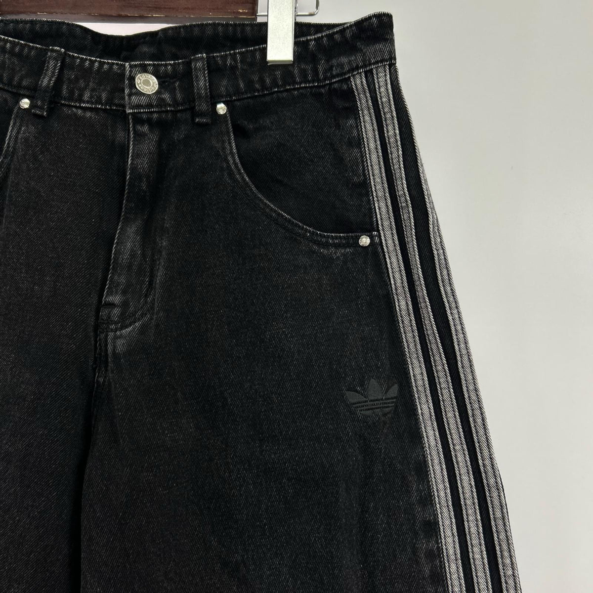 ショートパンツ ﾌﾞﾗｯｸﾃﾞﾆﾑｼｮｰﾂ W33 33 ブラック