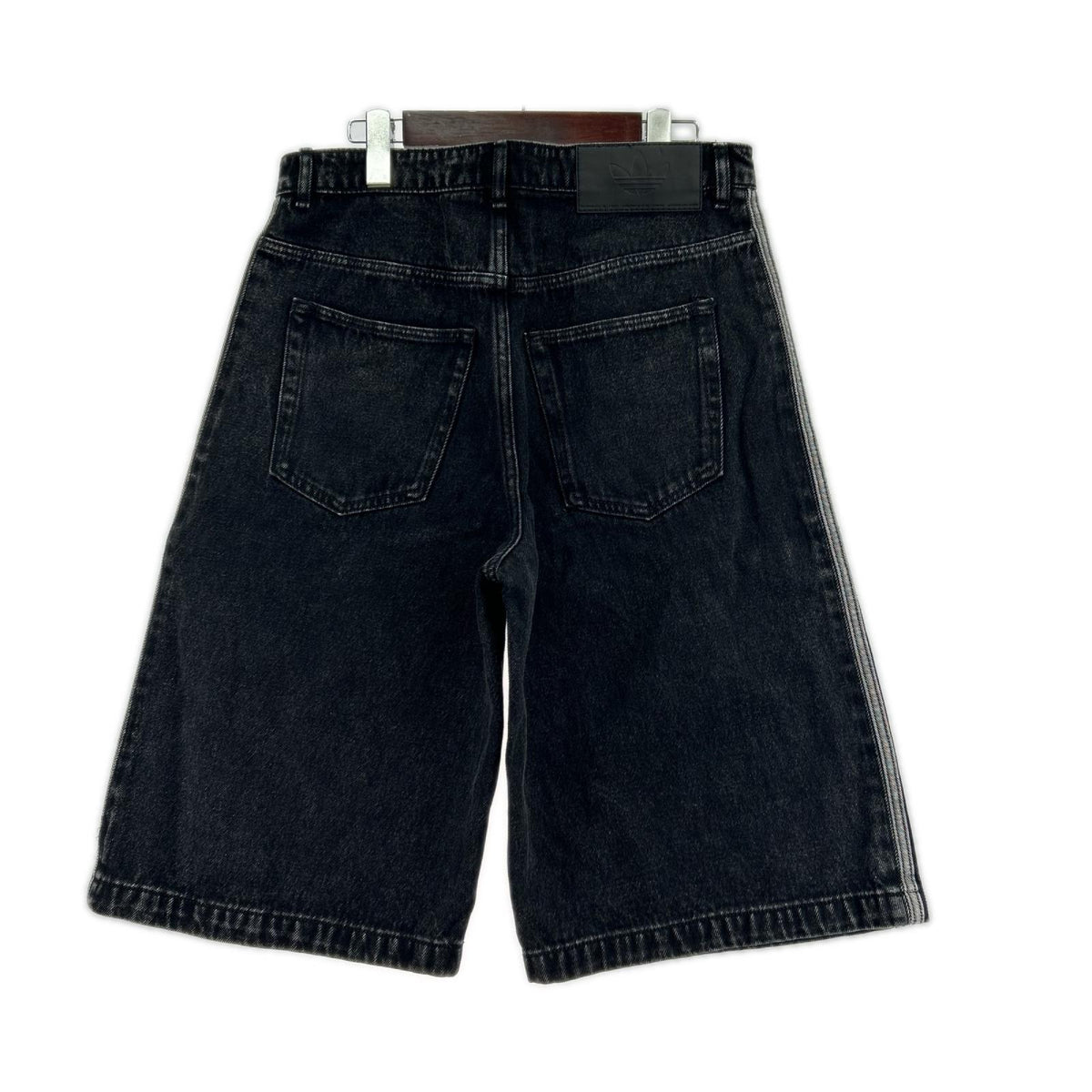 ショートパンツ ﾌﾞﾗｯｸﾃﾞﾆﾑｼｮｰﾂ W33 33 ブラック