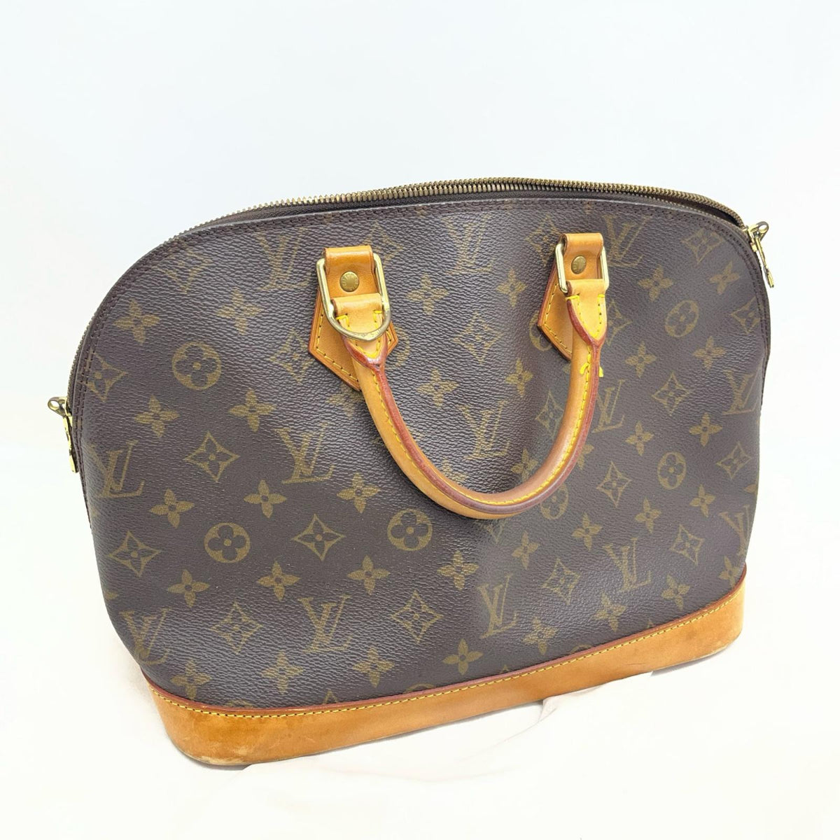 LV アルマ モノグラム