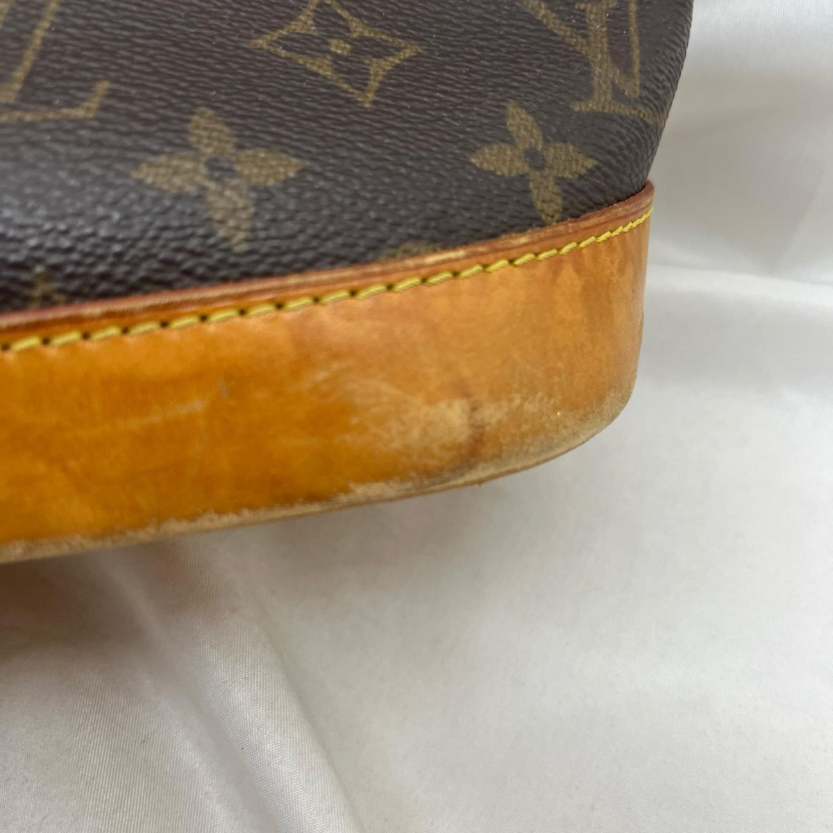 LV アルマ モノグラム