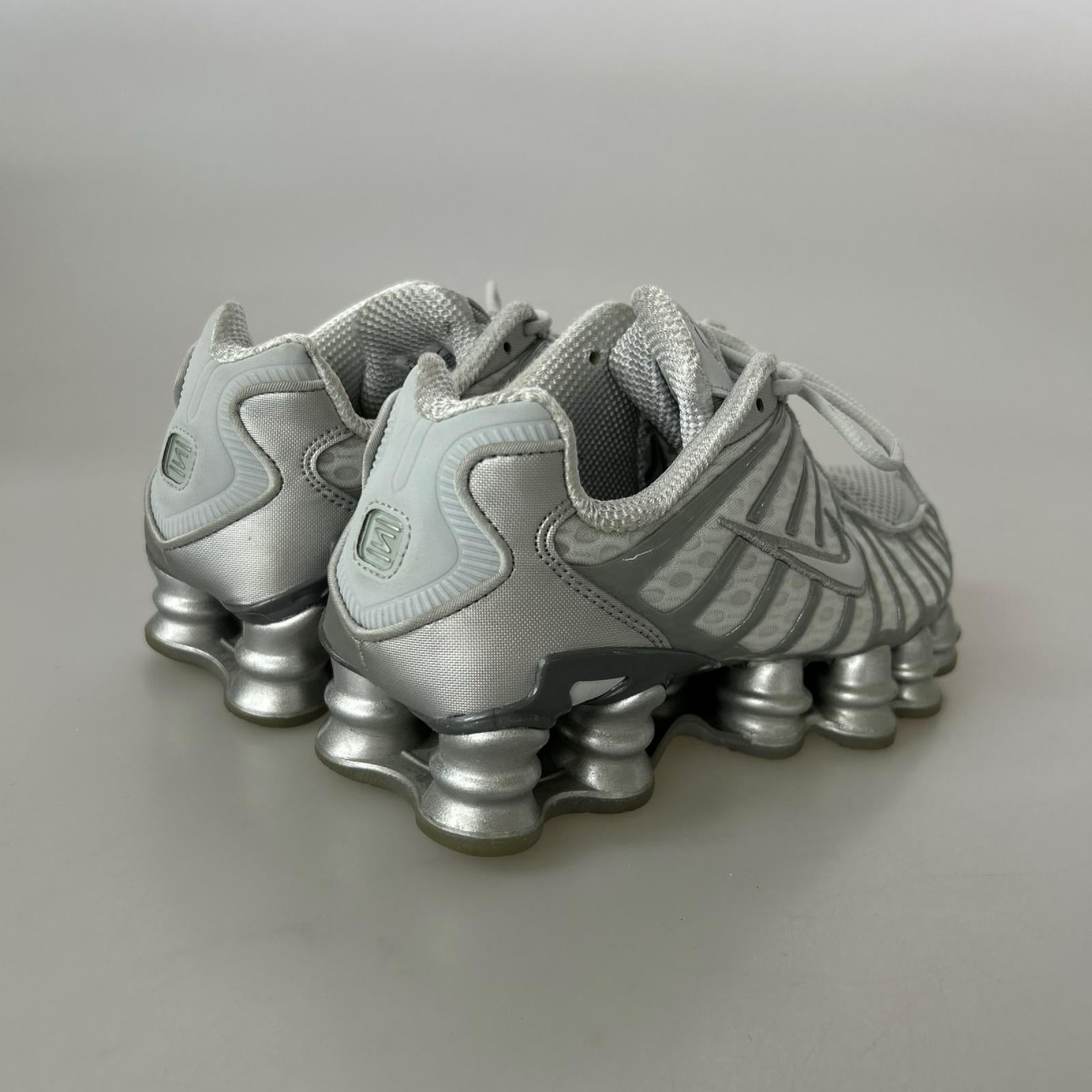 スニーカー SHOX TL 23.5cm (US5 1/2 UK5 EU37) グレー