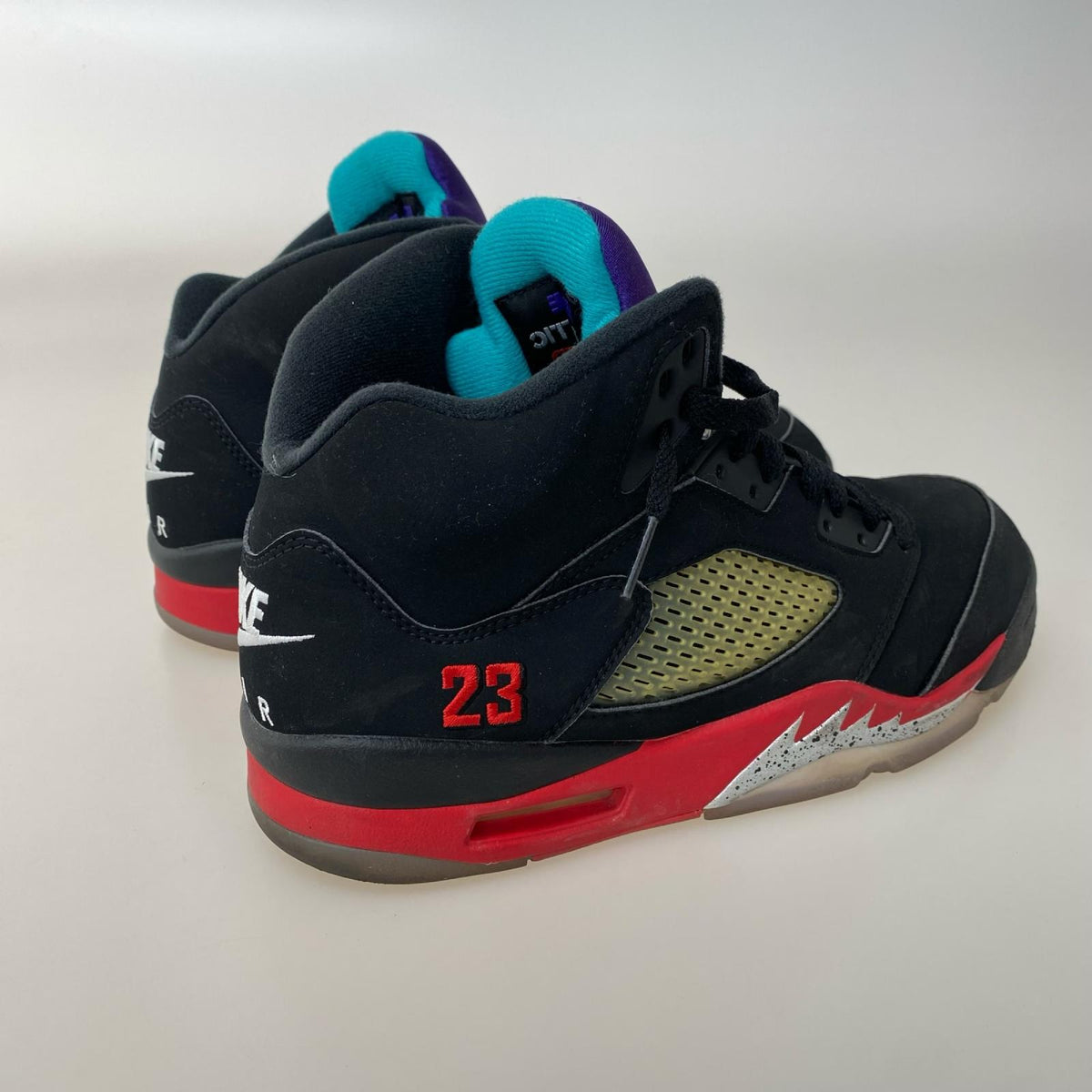 スニーカー AIR JORDAN 5 RETRO TOP3 CZ1786-001