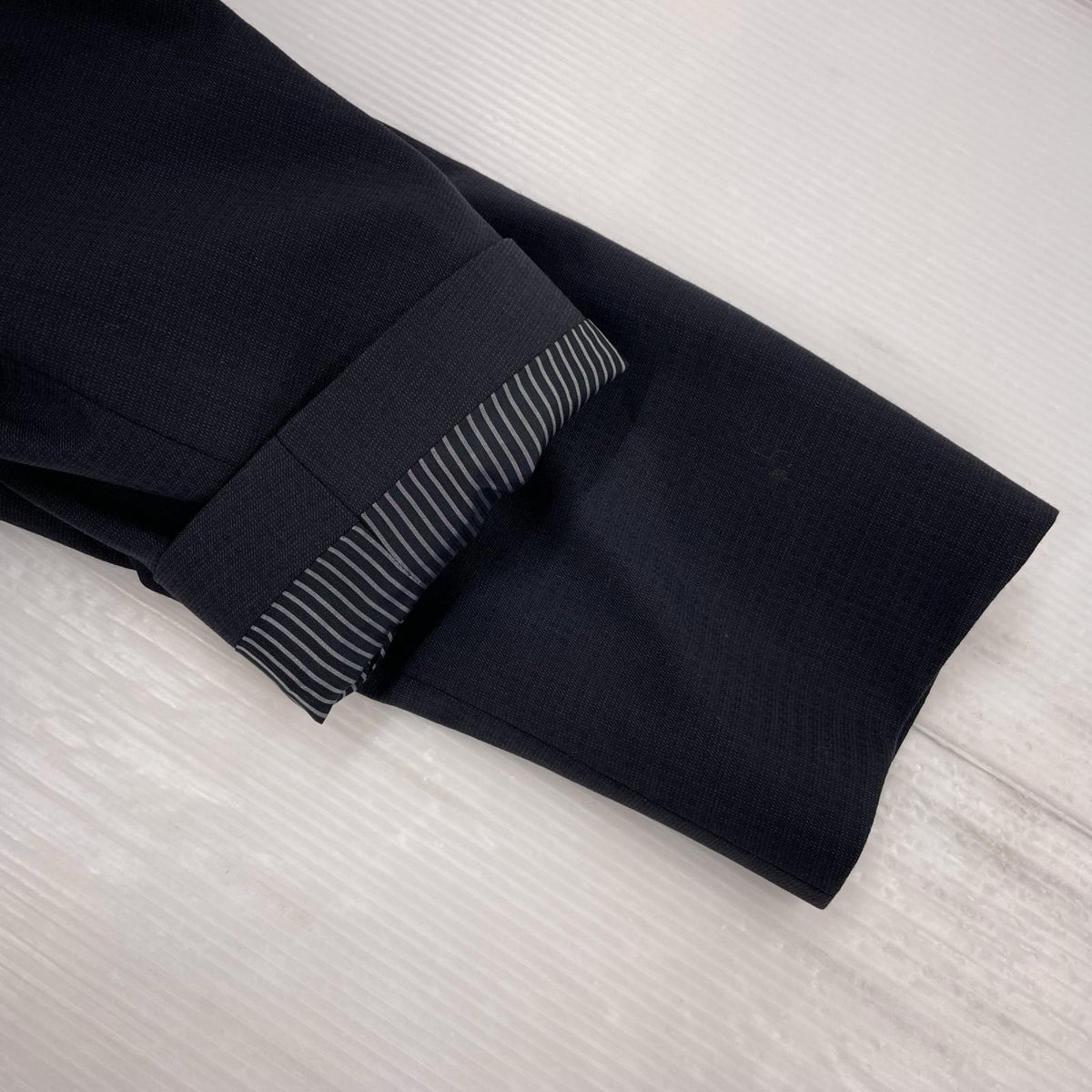 セットアップ ヒューゴボス アマロ ヘルセ-46 ブラック