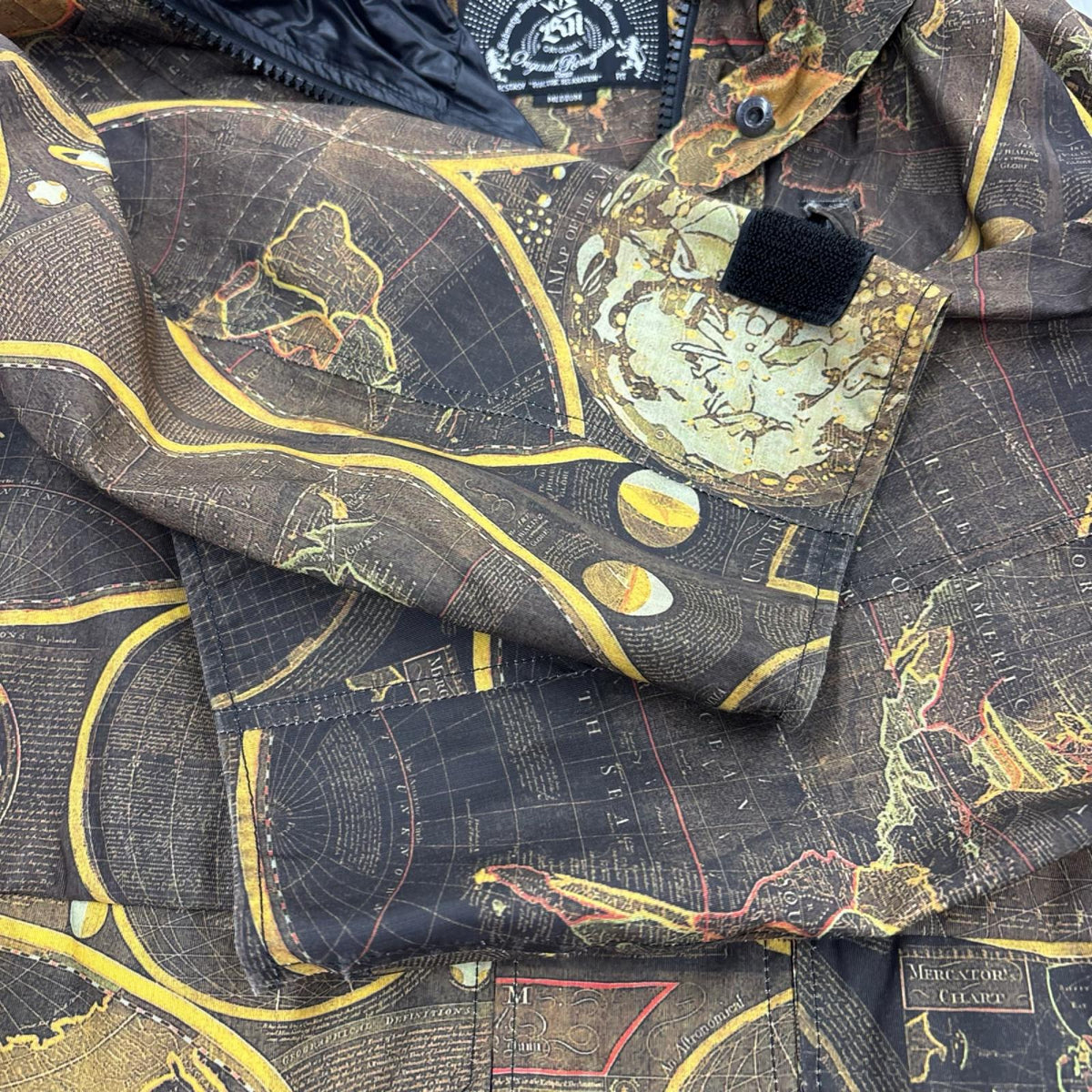 マウンテンパーカー 総柄 M M マルチカラー
