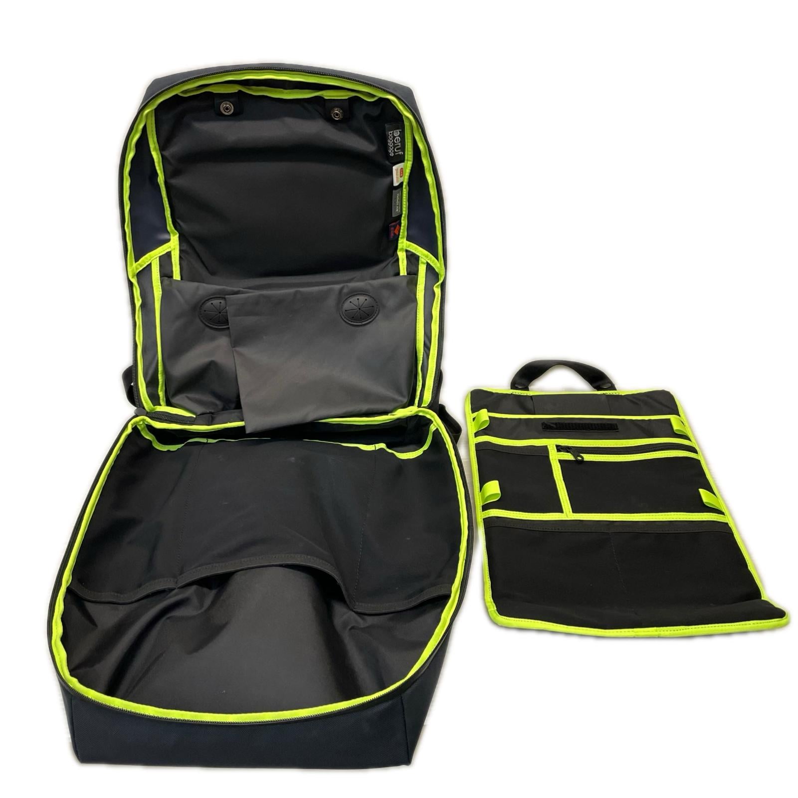 リュック・デイパック beruf baggage×豊岡鞄　URBAN EXPLORER 16HA バックパック ネイビー
