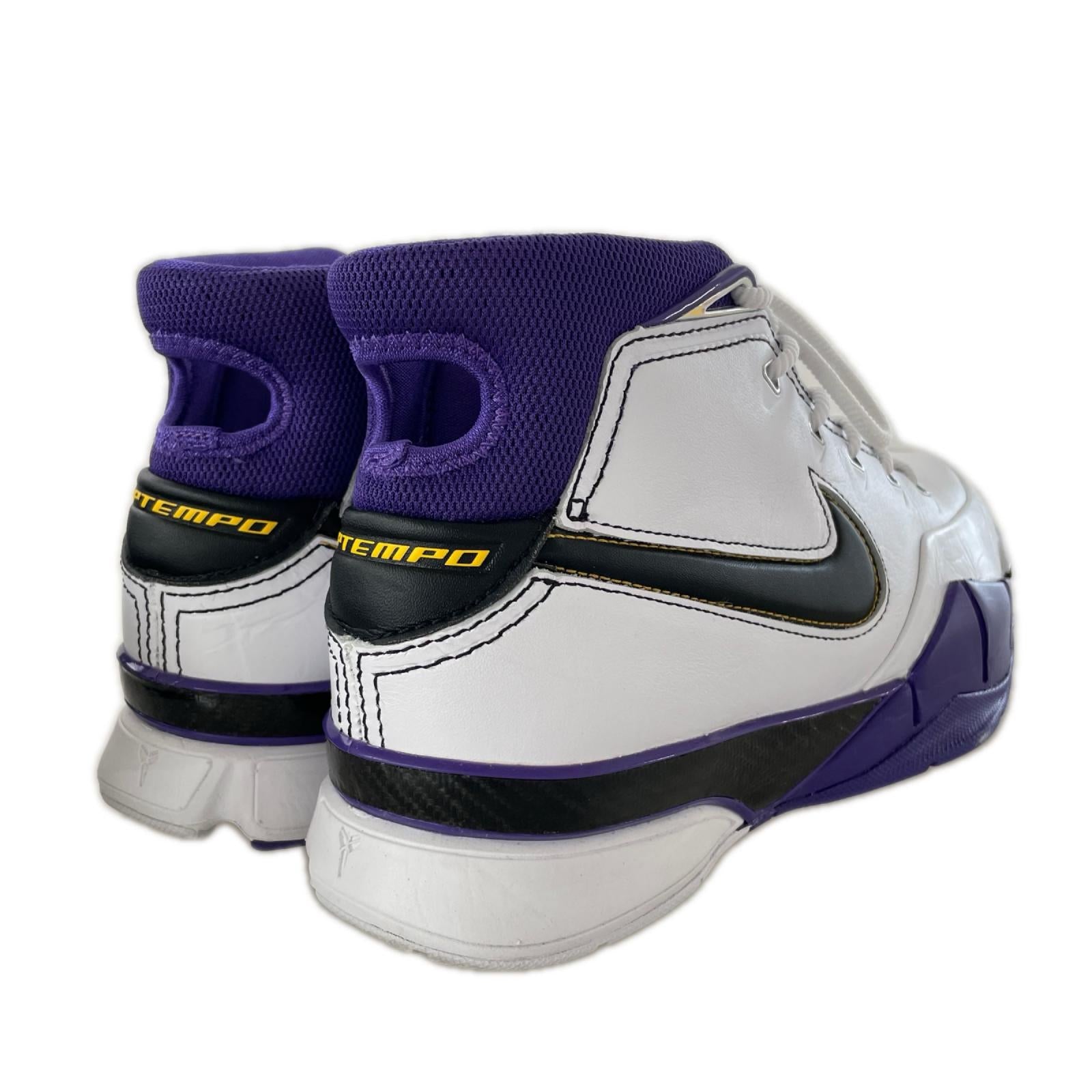 スニーカー NIKE Nike Kobe 1 Protro 81 Points IM0542-100 (25) 25cm (US7 UK6 1/2 EU40) ホワイト
