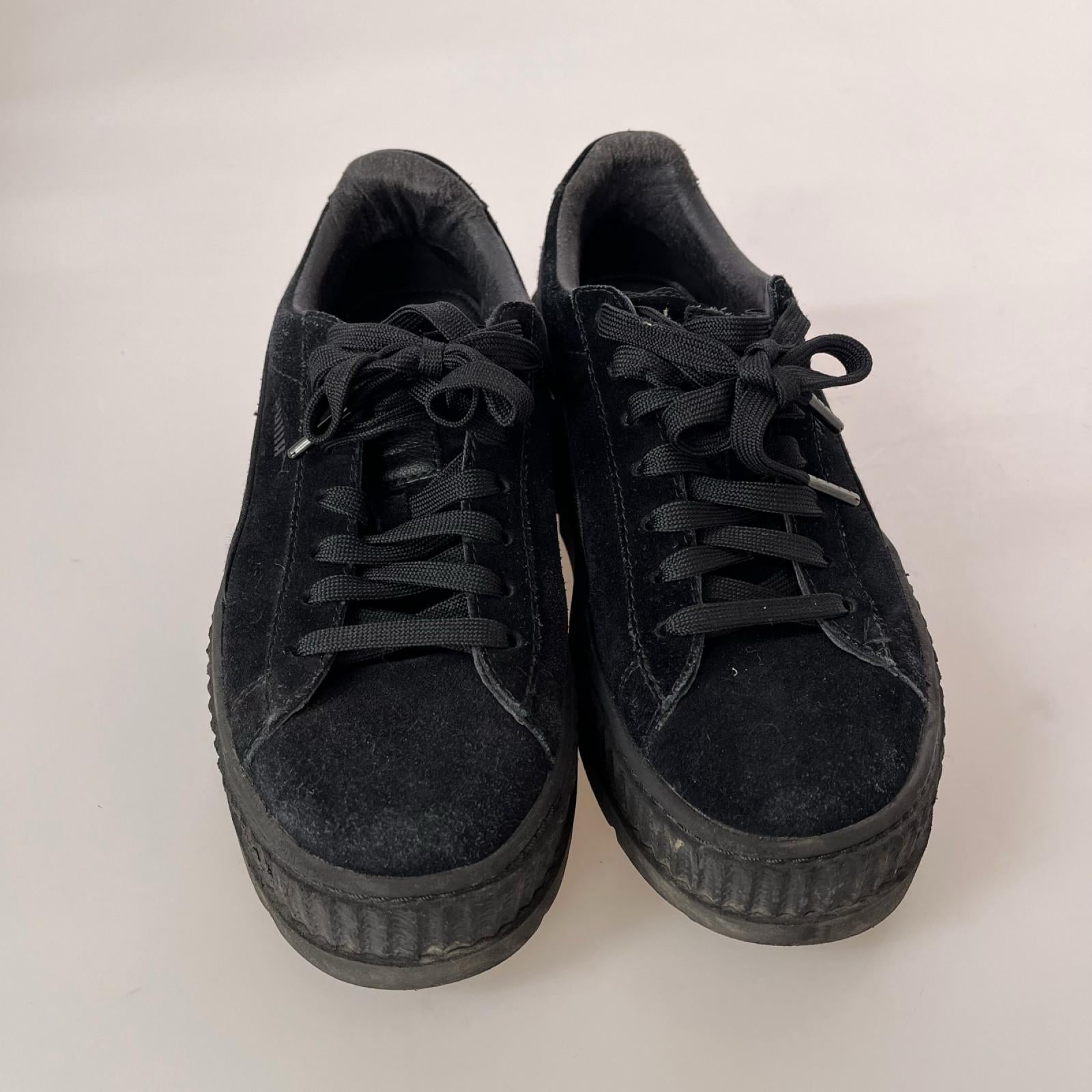 スニーカー PUMA by Rihanna CLEATED CREEPER SUEDE 366268 04 黒 (24) 24cm (US6 UK5 1/2 EU38) ブラック